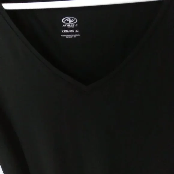 Athletic Works Women's V Neck Short Sleeve T-shirt Color Black Size 3XL - Picture 5 of 5